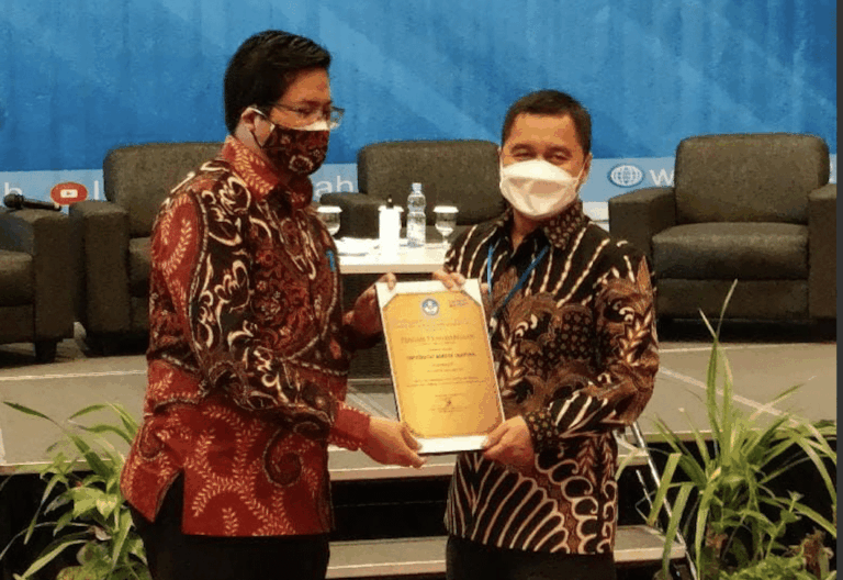 Tiga Tahun Berturut-turut Universitas Bandar Lampung Peringkat 1 Universitas Terbaik Se-SUMBAGSEL