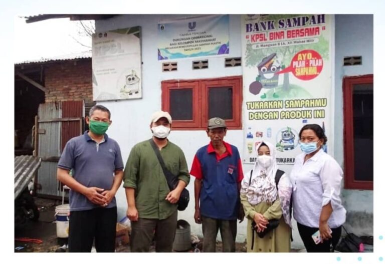 Tim SDGs Center UBL Kunjungi Bank Sampah Induk Sicanang