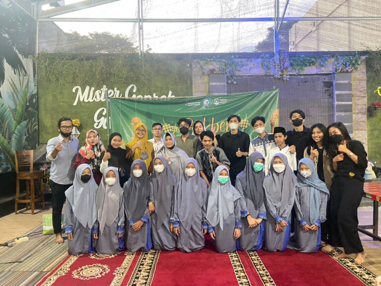Maknai Nilai Ramadan, BEM FIK UBL Berbagi Kebahagian Dengan Anak-anak Panti Asuhan