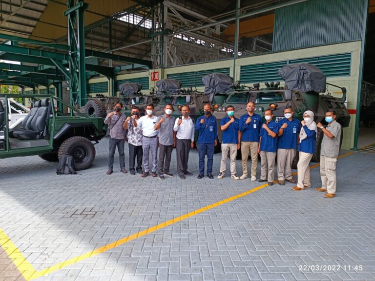 PT. PINDAD Gandeng UBL Uji Sistem Produksi Persenjataan Tempur dan Transportasi Khusus