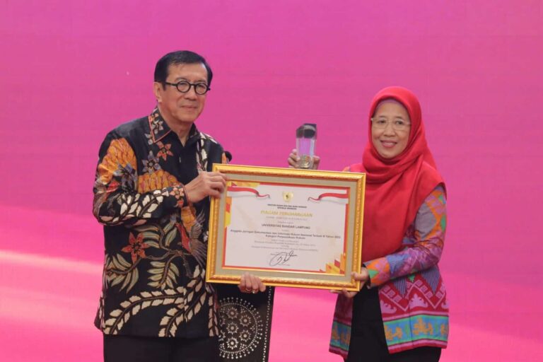 Universitas Bandar Lampung Raih Penghargaan Terbaik Nasional JDIH Tahun 2022