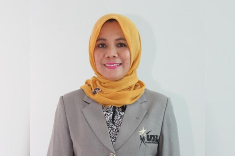 Teliti Keselamatan Kerja, Dosen FEB ini Raih Gelar Doktor Bidang Ekonomi
