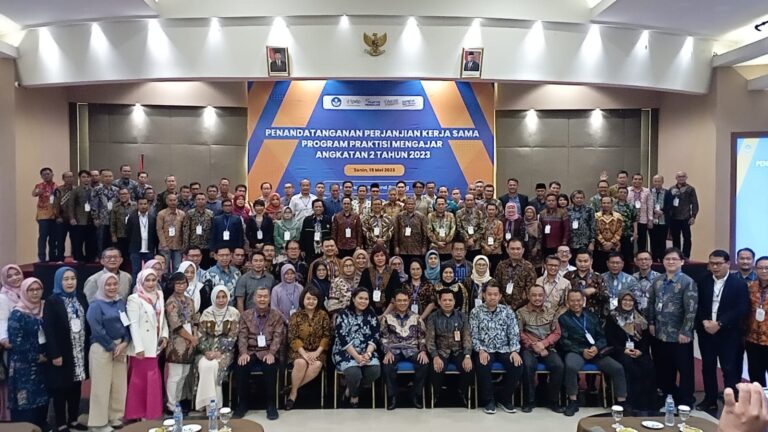 Universitas Bandar Lampung Tanda Tangani Kerja Sama Pelaksanaan Program Praktisi Mengajar 2023