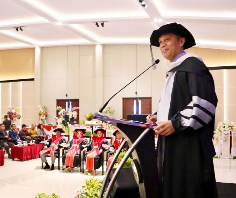 Kepala LLDikti Wilayah II Soroti Pentingnya Mutu Pendidikan PT, Usai Kukuhkan 4 Guru Besar UBL