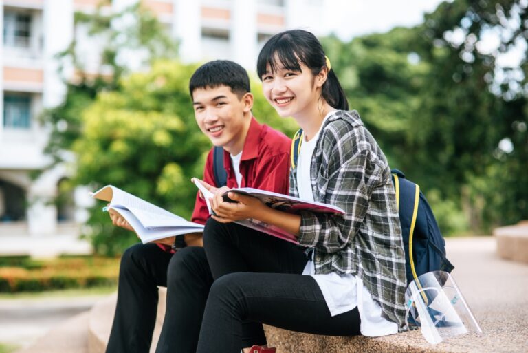 Mencapai Keseimbangan Kehidupan Studi Selama Kuliah.